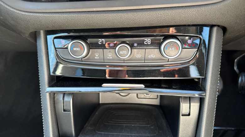 Vauxhall Grandland 1.2 Turbo Ultimate 5dr Petrol Hatchback